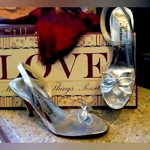 NORMAN KAPLAN Vintage Clear Silver Sandals Like NEW